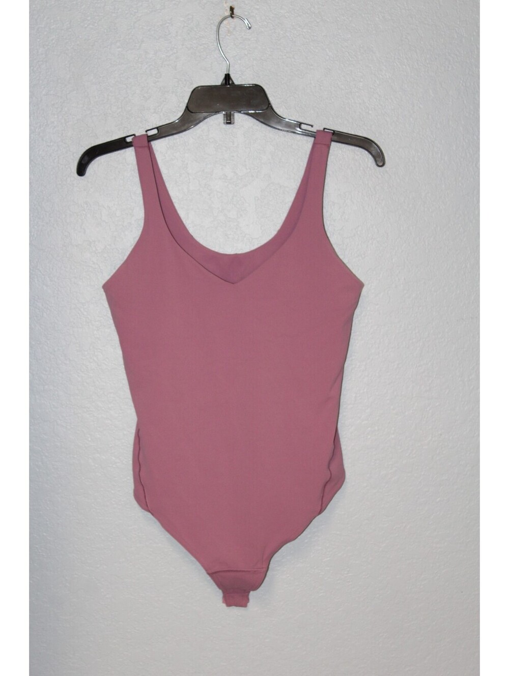 Women's Lululemon Align Bodysuit Thong Pink Mauve Size 10 V Neck / With Bra